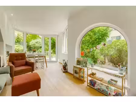 champ du roi - appartement 2 ch. - grand jardin