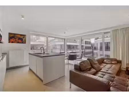 batiment recent / luxueux