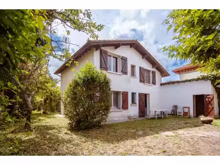 bayonne quartier des arènes maison avec jardin sur parce