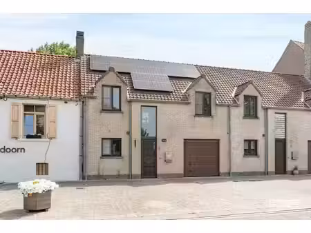 maison avec vue sur la campagne à vendre à vlissegem !