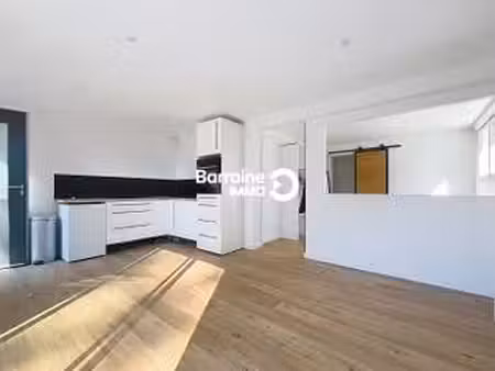 location appartement t1 meublé à lorient (56100) : à louer t1 meublé / 33m² lorient