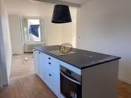 location appartement 4 pièces à rohan (56580) : à louer 4 pièces / 85m² rohan