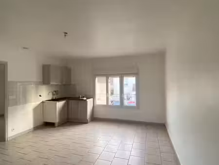location duplex 2 pièces 51.83 m² à fontenay-trésigny (77610)  625 €