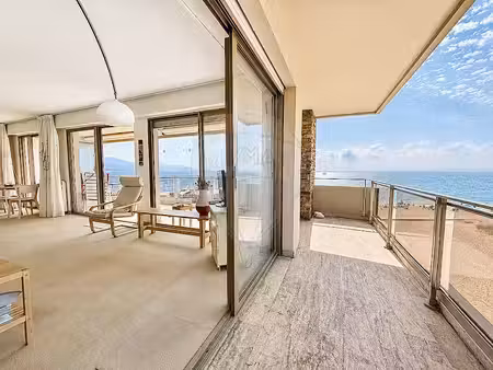 vente appartement 4 pièces 88 m² à le lavandou (83980)  1 175 000 €
