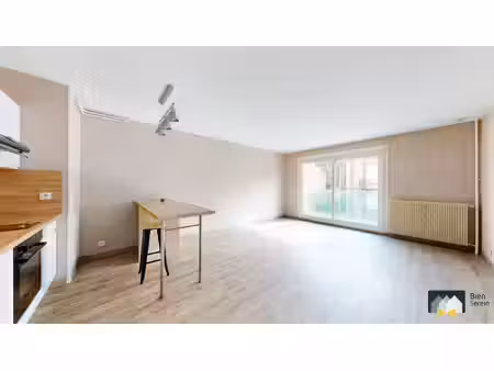 beau studio de 33 84m² – centre-ville de chartres !