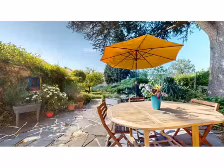 maison fontenay le fleury plain-pied 5 pièces 99 12 m2 - 561 m² de terrain