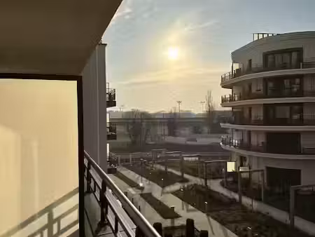 location meublée appartement 2 pièces 43 m² à colombes (92700)  1 340 €