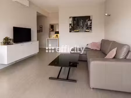 appartement 2 pièces - 65 m²