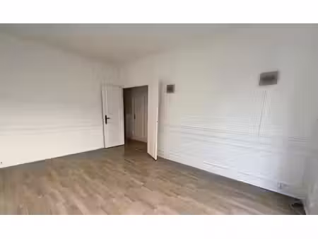 location appartement 2 pièces 34 m² à neuilly-sur-seine (92200)  1 180 €