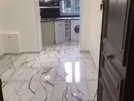 location appartement 1 pièce 18 m² à saint-denis (93200)  750 €