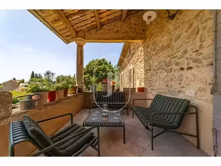 authentique mas en pierre à vendre à proximité d'uzès