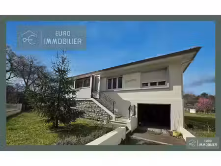 maison familiale avec sous-sol complet – terrain 1 190 m²