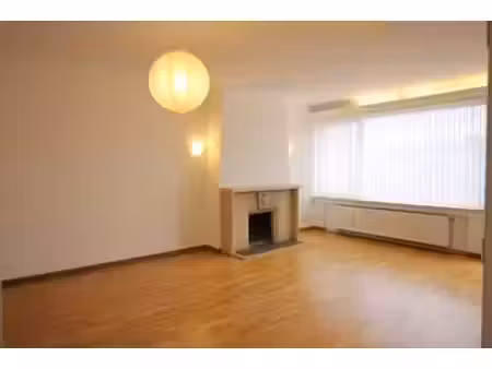 appartement 3 ch. avec balcon woluwe-st-lambert