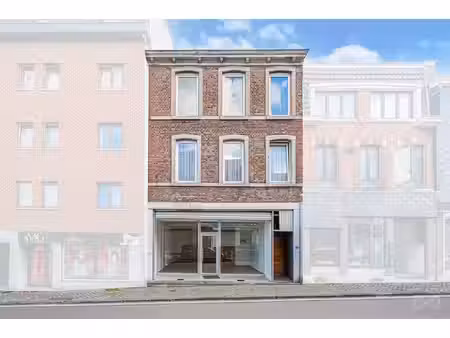 immeuble mixte à saint nicolas - duplex et rdc commercial