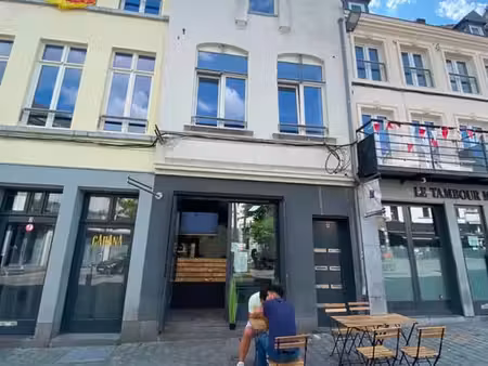 bâtiment commercial