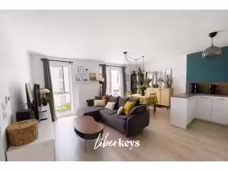 appartement 3 pièces - balcon - parking - euratechnologies