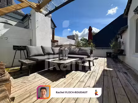 appartement t4 rénové avec terrasse au centre de scaër.