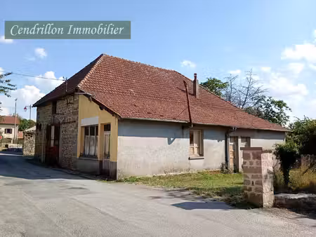 ancien atelier de charron forgeron de 116 m2 avec sa boutiqu