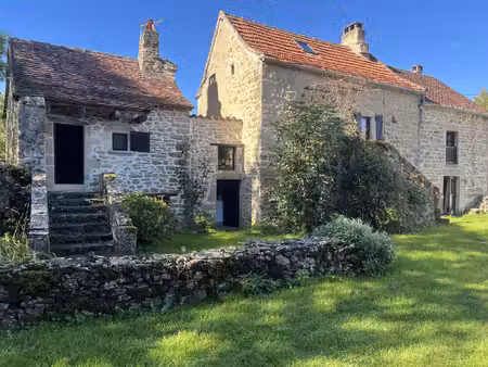 maison de campagne en pierre