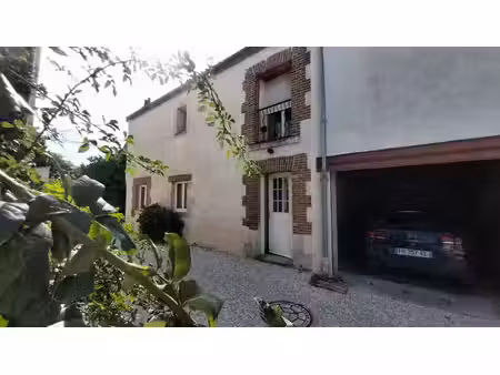maison ou appartement orleans 3 pièce(s) limite orléans- olivet peu de charge