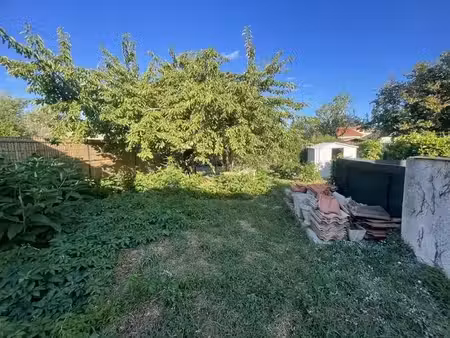 maison de village avec jardin et garage