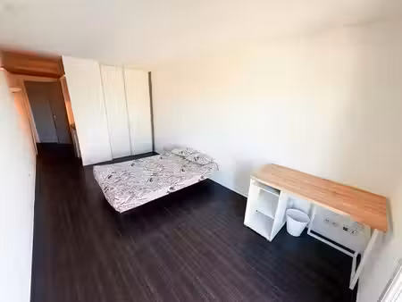 location meublée appartement 1 pièce 23 m² à talence (33400)  630 €