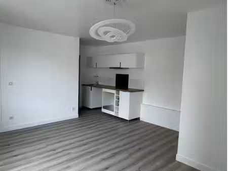 t2 / 34m² / parc de sceaux (rer b)