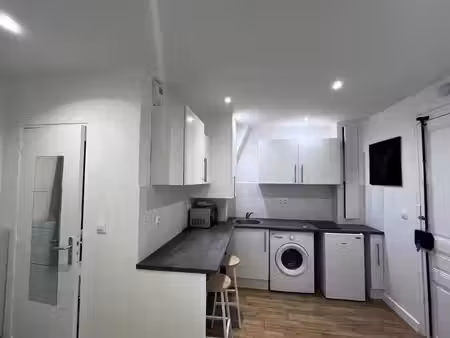 studio / 16m² / asnières-gennevilliers les courtilles (ligne 13)
