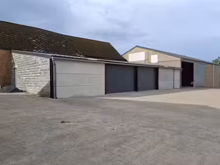 garage à louer à soignies - rue de mombriau