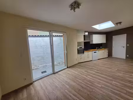 maison 1 chambre entièrement rénovée - pairi daiza à 1 km