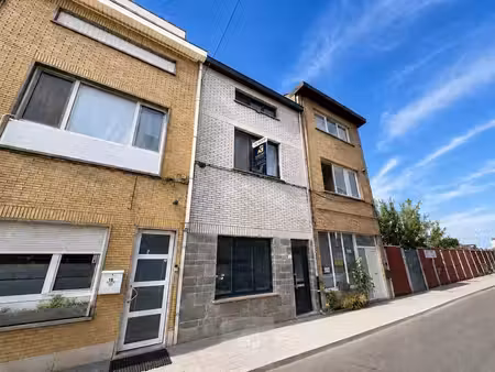 instapklare woning met toffe stadstuin op gegeerde locatie!