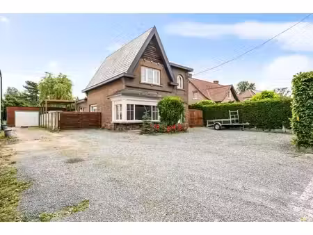 maison 3 chambres à rénover sur 1 280 m² à putte