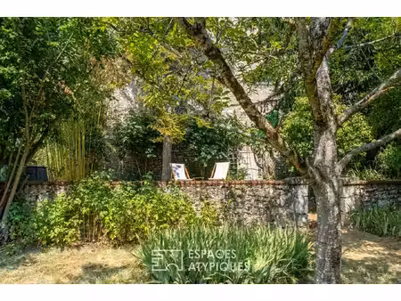 maison fin xixe avec jardin arboré proche des bords de loire