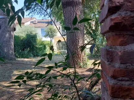 maison à vendre 9 pièces montauban (82) avec jardin et dépendance