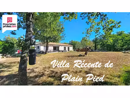 villa de plain pied 5 pieces de 120 m2 et terrain clos et plat de 2000 m2
