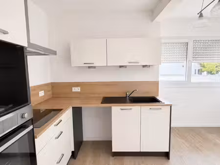 appartement climatisé avec terrasse - centre ville