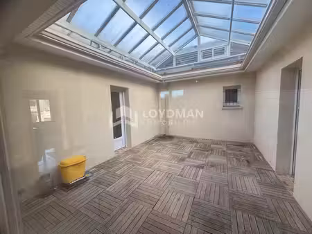 maison de plain-pied de 139.46 m2  grande pièce de vie et 3