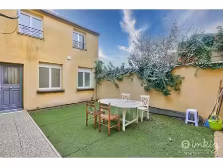 maison 4 pièces 2 ch + bureau  totalement meublée