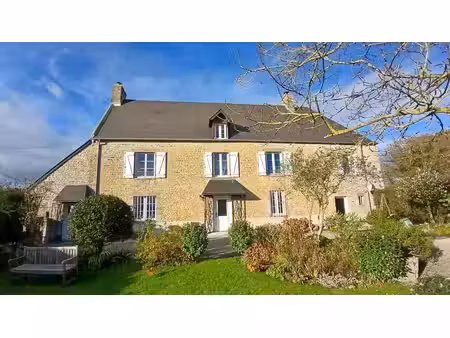 belle demeure / village pittoresque