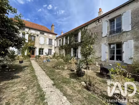 demeure à chamesson (21400)