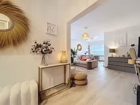 gerenoveerd hoekappartement glv (2 slpks + dressing/bure...