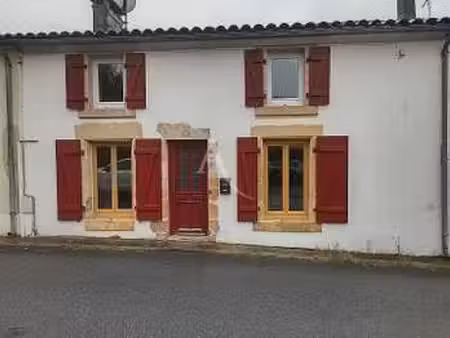 vente maison à mervent (85200) : à vendre / 130m² mervent