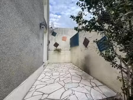 vente maison à pouzauges (85700) : à vendre / 127m² pouzauges