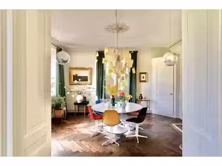 maison 13 pièces - 370 m²