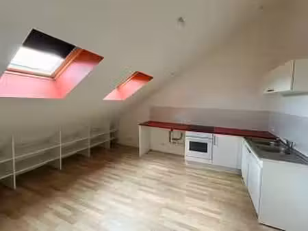 location appartement 2 pièces à cholet (49300) : à louer 2 pièces / 22m² cholet