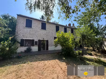 à louer à sermaise (91530) - maison meublée 6 pièces de 132 m² avec jardin  cave et parkin