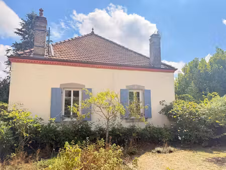 maison ancienne de 148 m2  2 ch  bureau  garage et jardin