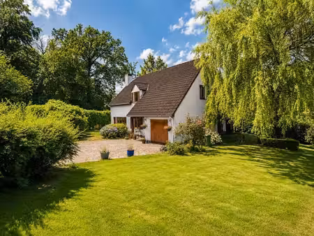 jolie villa dans un clos prisé !!