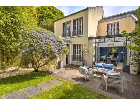 suresnes - centre ville - maison - 236 m2 - 5 chambres