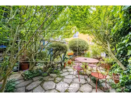 magnifique maison familiale + dépendances  à romainville